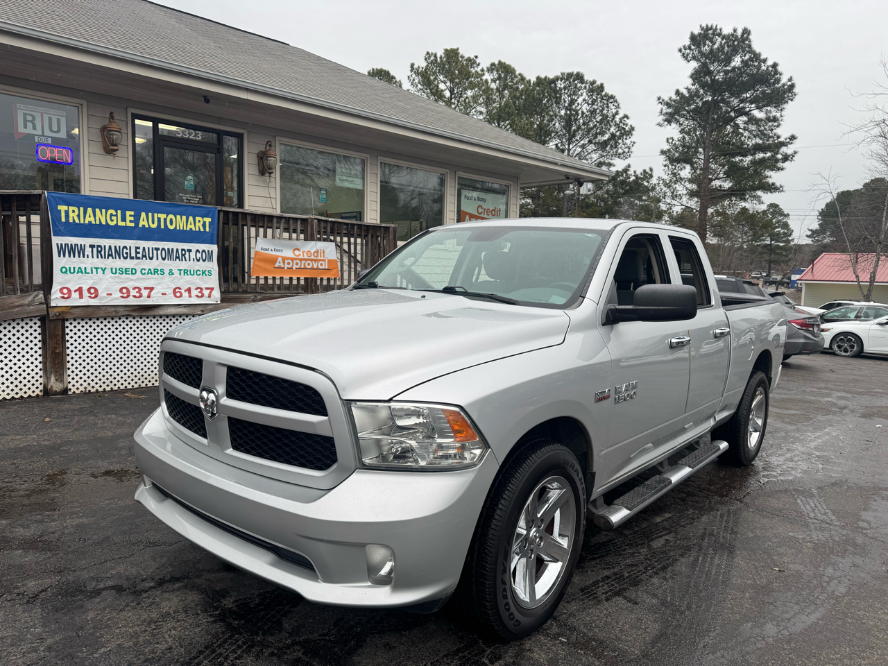 2017 ram 1500 2wd crew cab 140.5" tradesman