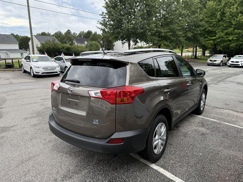 2013 toyota rav4 le