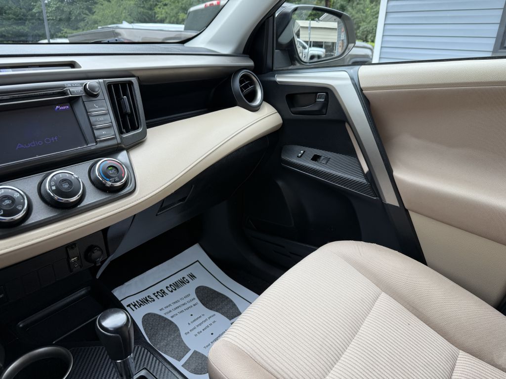 2013 toyota rav4 le