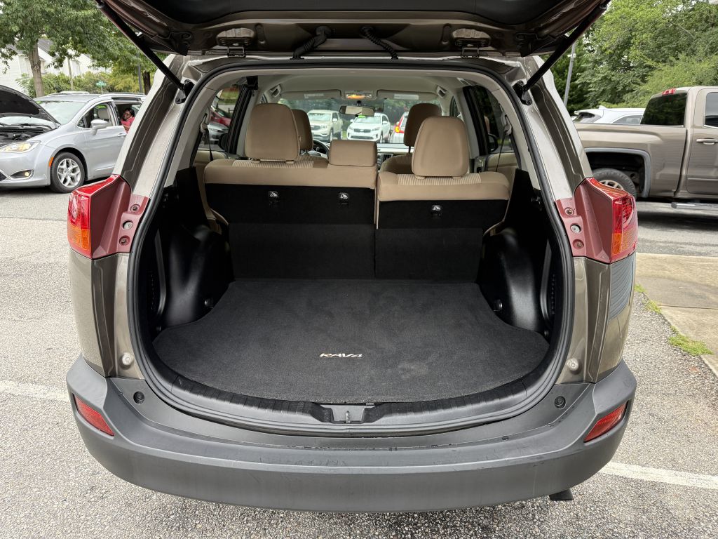 2013 toyota rav4 le