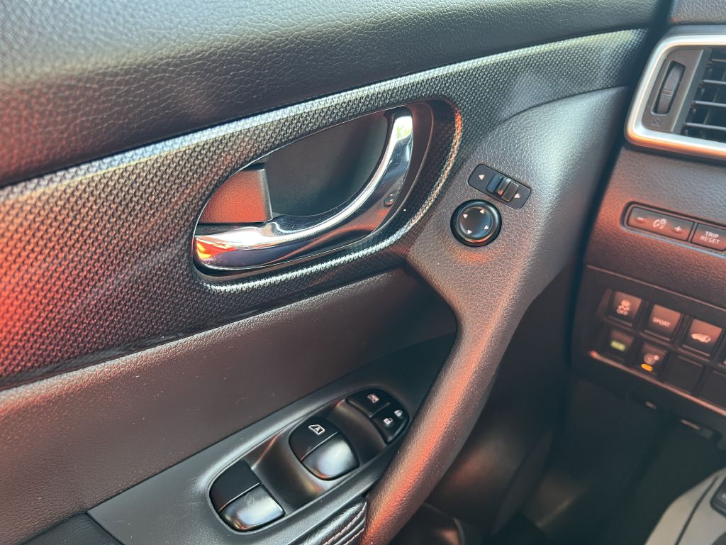 2016 nissan rogue sl