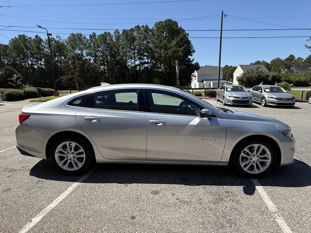 2017 chevrolet malibu lt