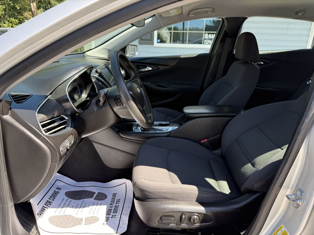 2017 chevrolet malibu lt