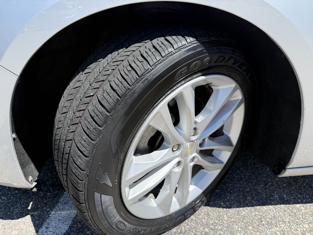 2017 chevrolet malibu lt