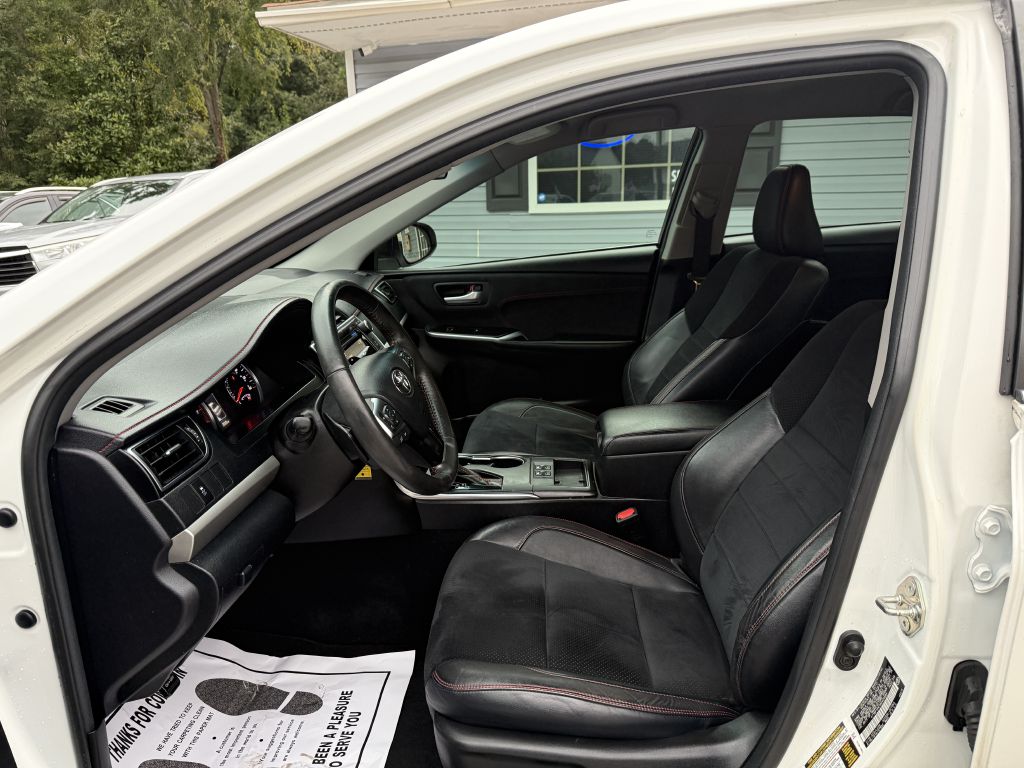 2017 toyota camry le