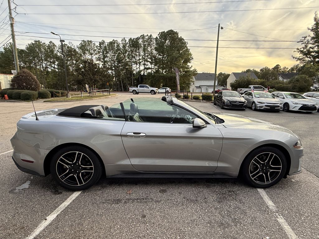 2020 ford mustang ecoboost premium