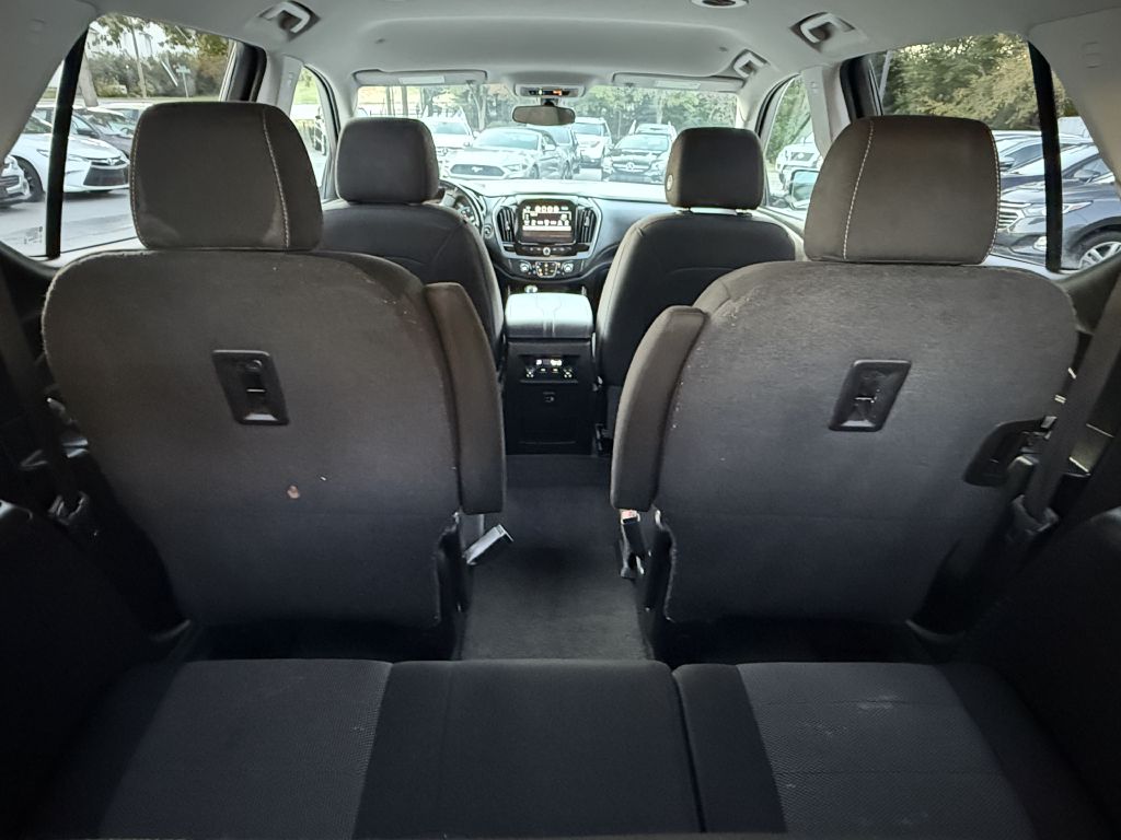 2019 chevrolet traverse lt cloth