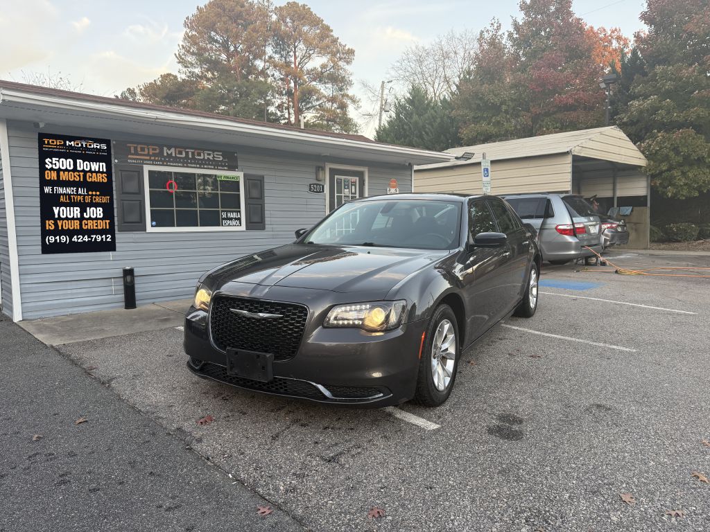 2019 Chrysler 300 Touring