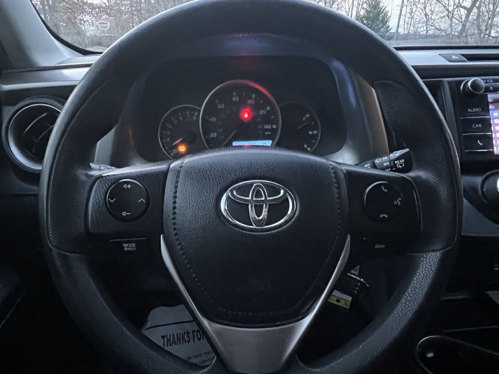 2016 toyota rav4 le