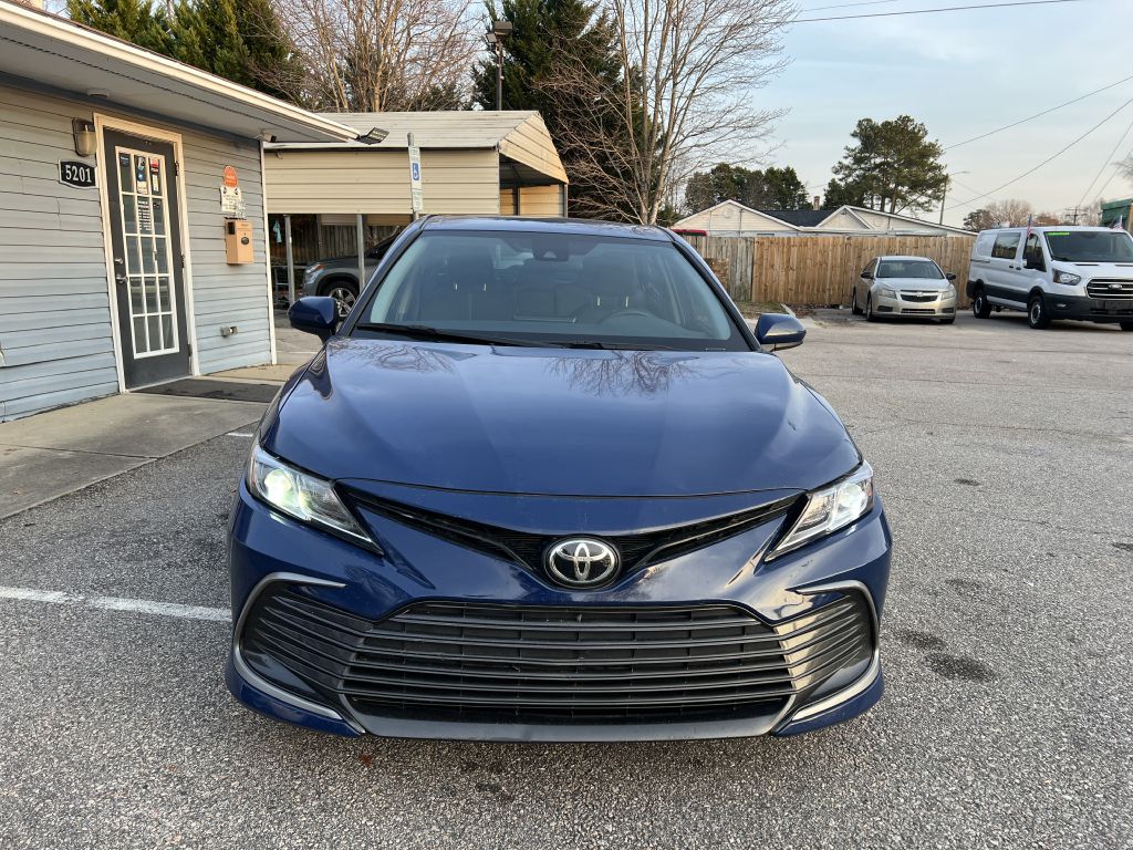 2023 toyota camry le