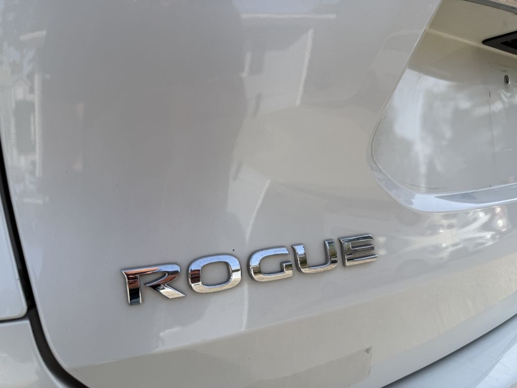 2016 nissan rogue sl