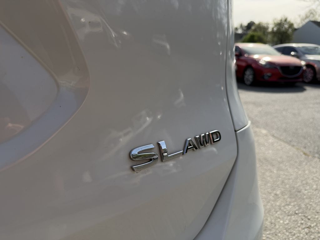 2016 nissan rogue sl