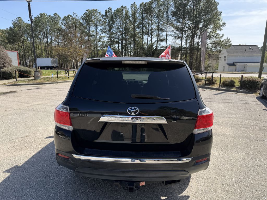 2013 toyota highlander base