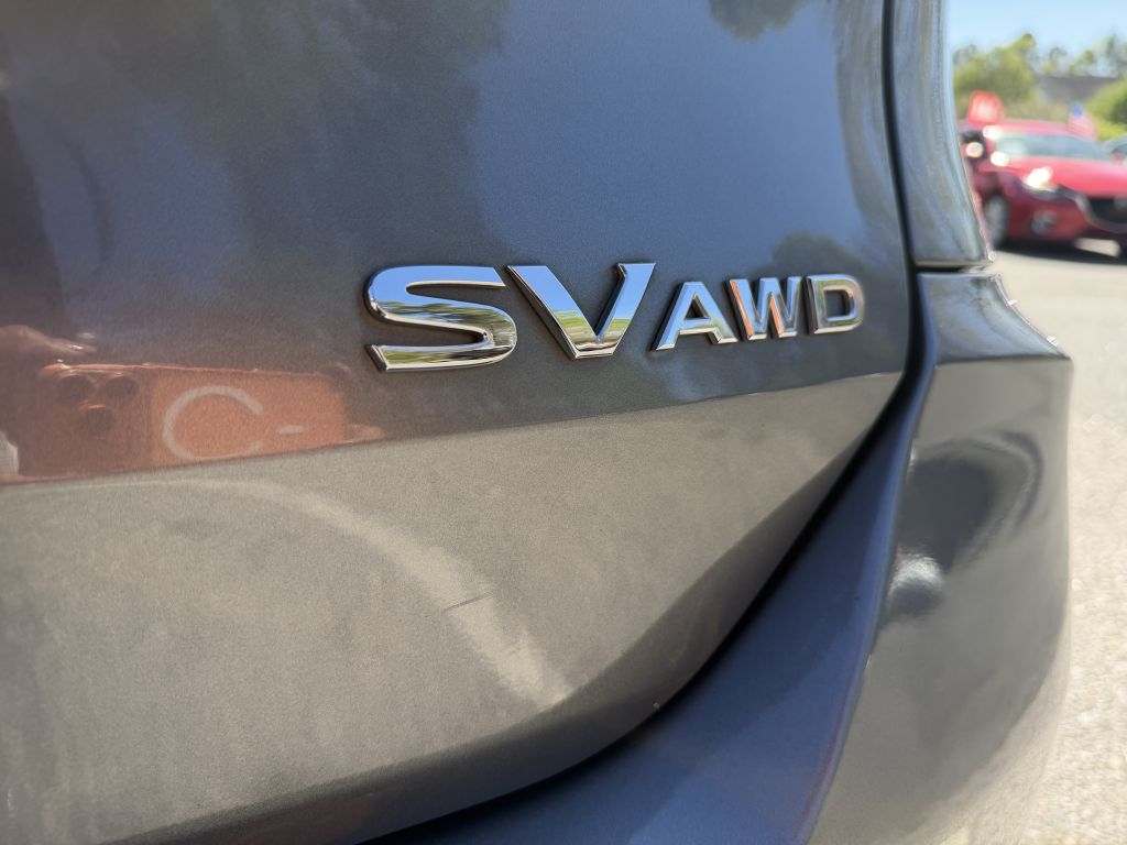 2018 nissan rogue sv