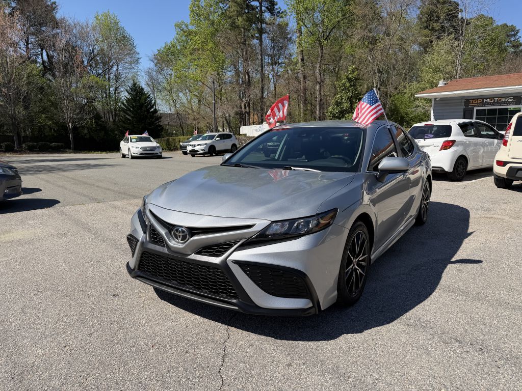 2021 toyota camry se
