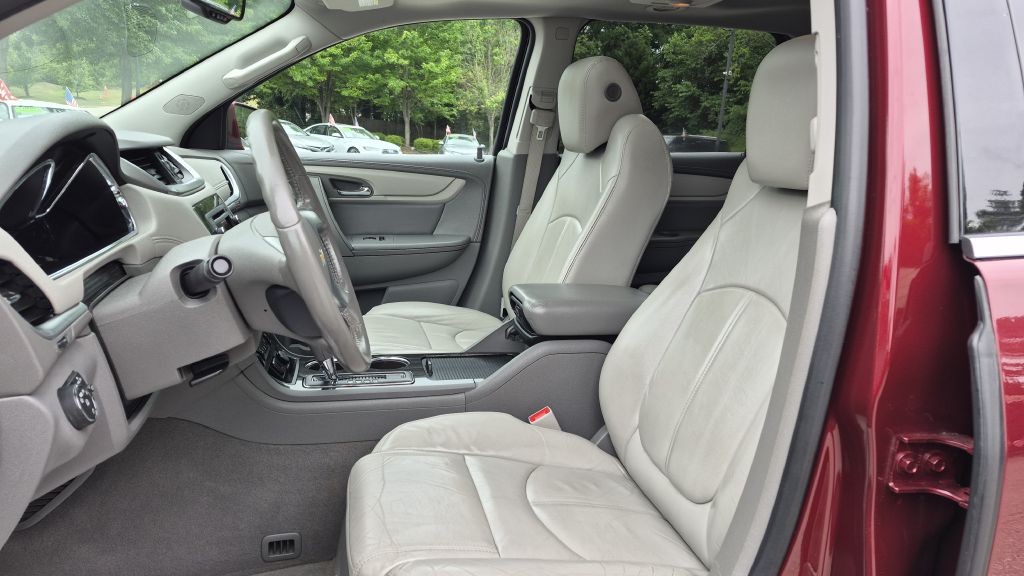 2016 chevrolet traverse lt