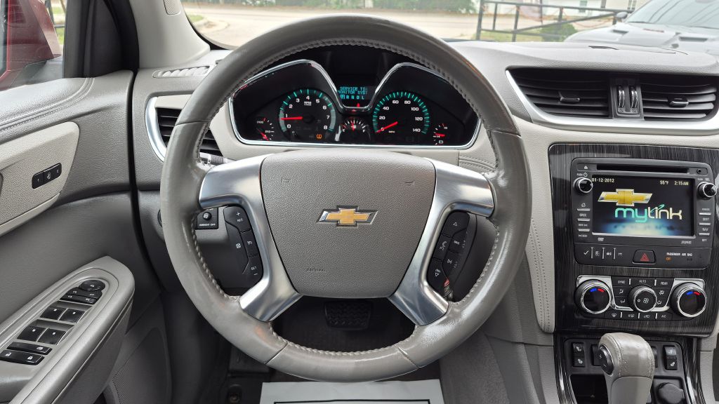 2016 chevrolet traverse lt