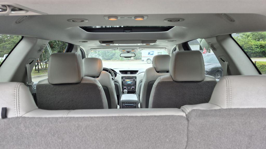 2016 chevrolet traverse lt