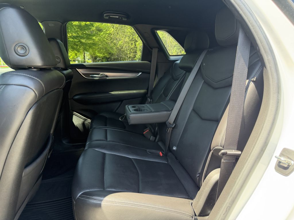 2021 cadillac xt5 luxury