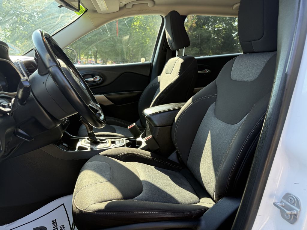 2018 jeep cherokee latitude