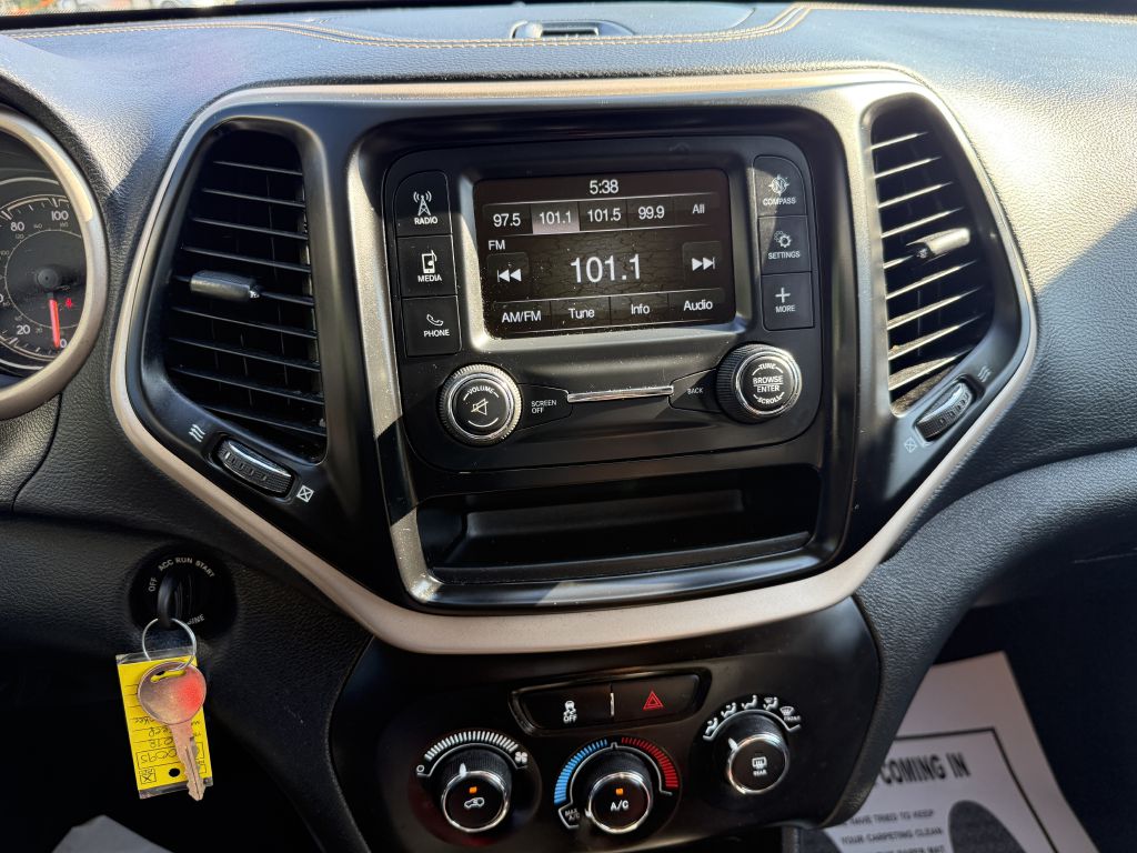2018 jeep cherokee latitude