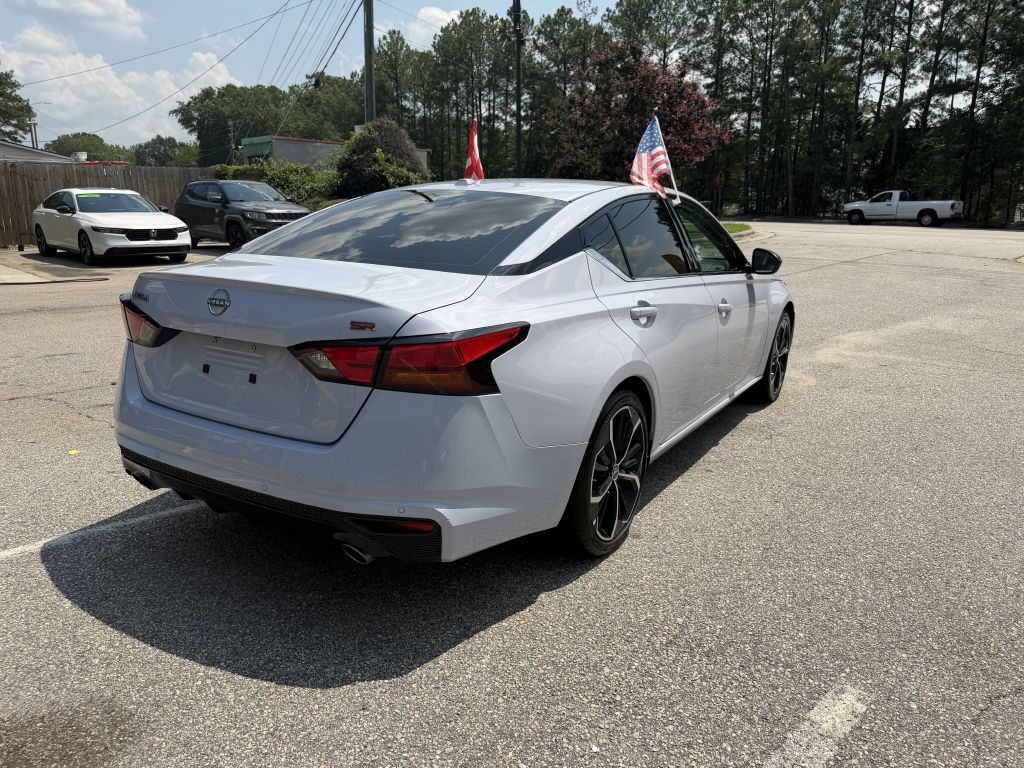 2024 nissan altima 2.5 sr