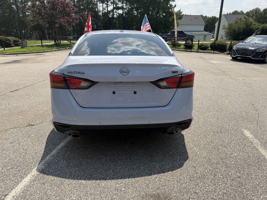 2024 nissan altima 2.5 sr