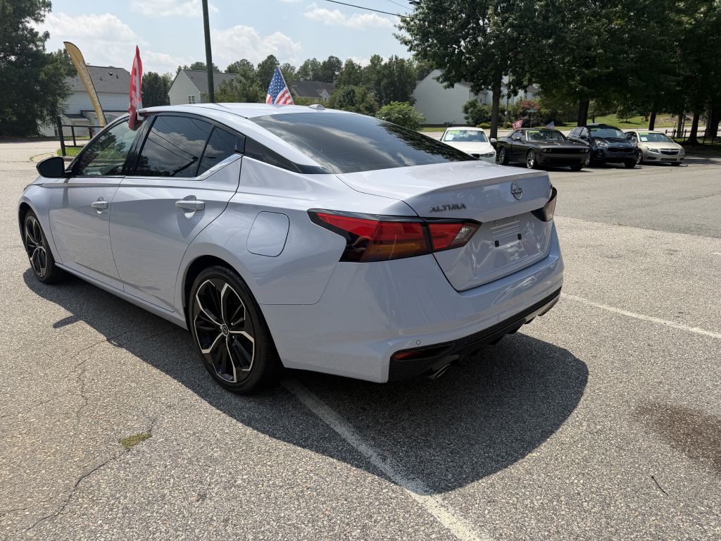 2024 nissan altima 2.5 sr