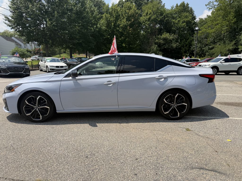 2024 nissan altima 2.5 sr