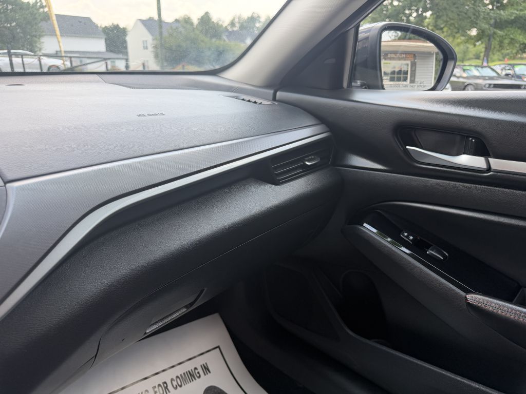 2024 nissan altima 2.5 sr