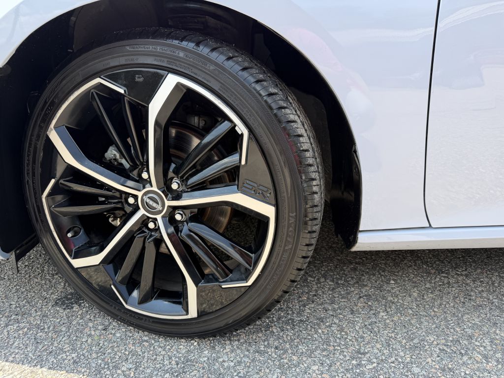 2024 nissan altima 2.5 sr