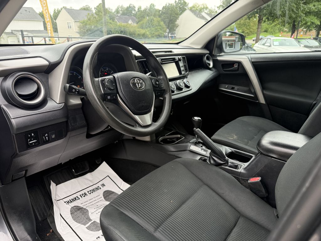 2018 toyota rav4 le