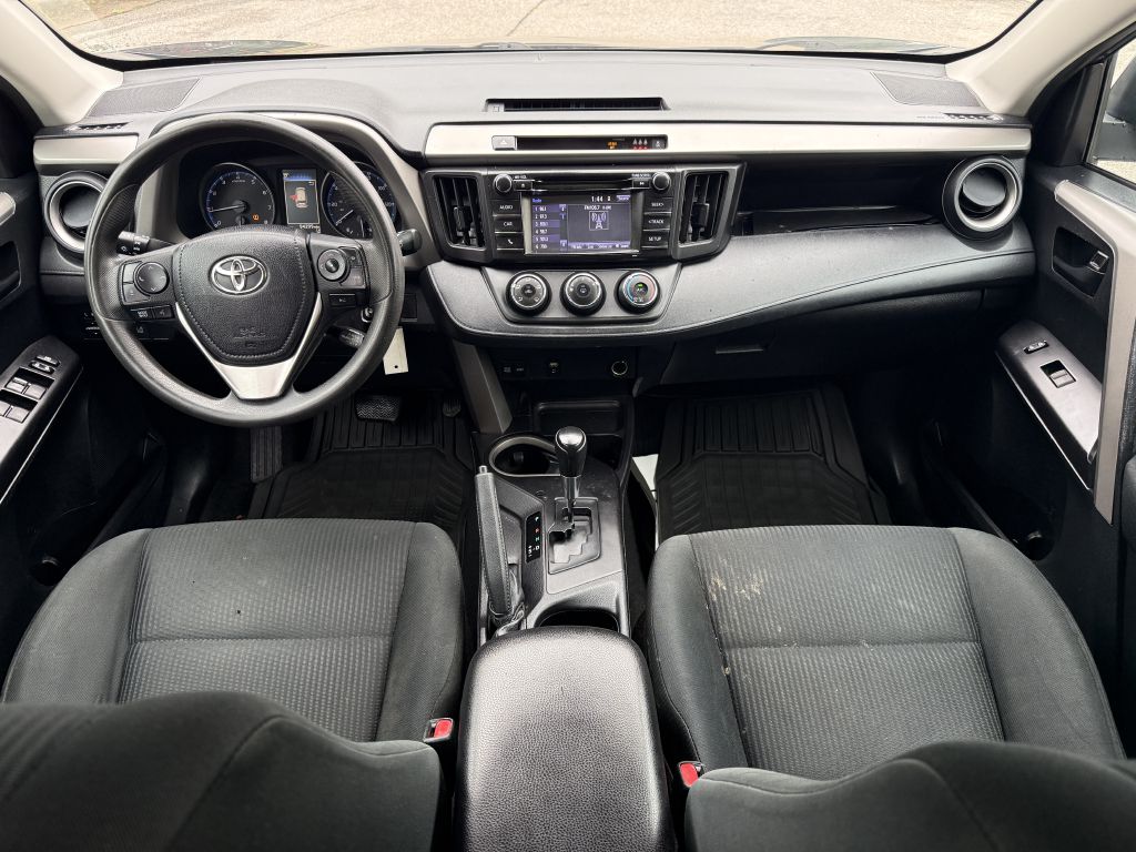 2018 toyota rav4 le
