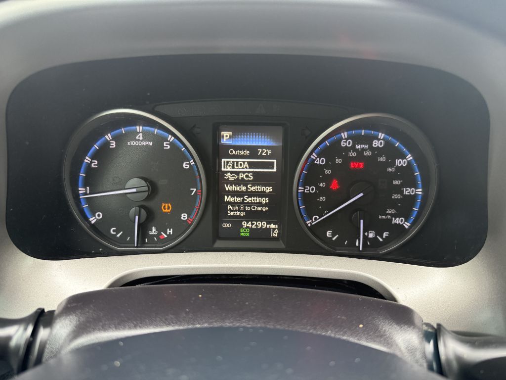 2018 toyota rav4 le