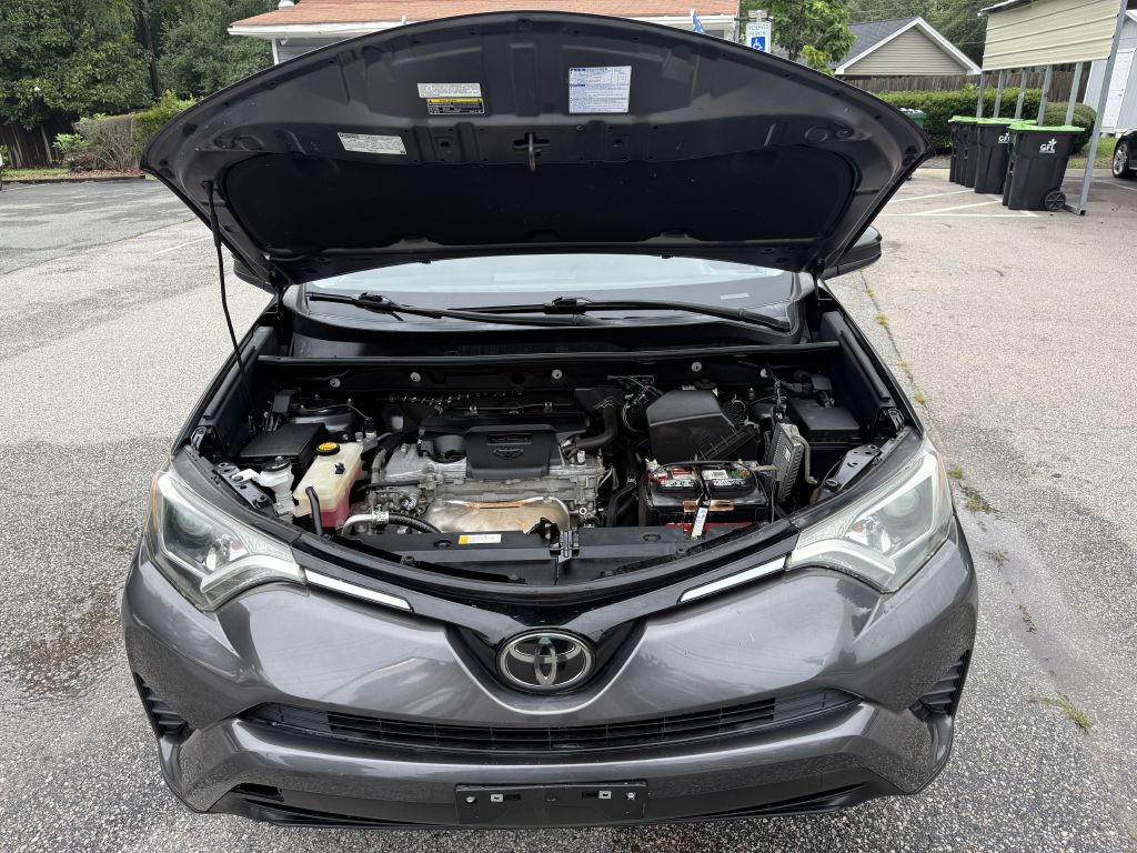 2018 toyota rav4 le