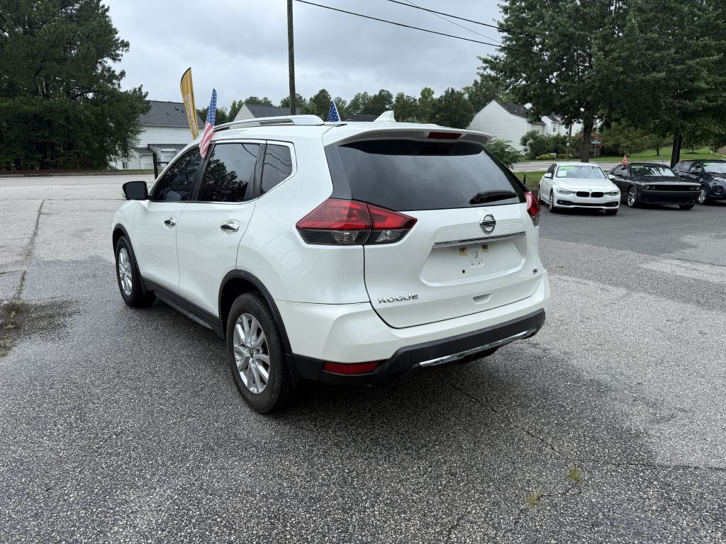 2018 nissan rogue sv