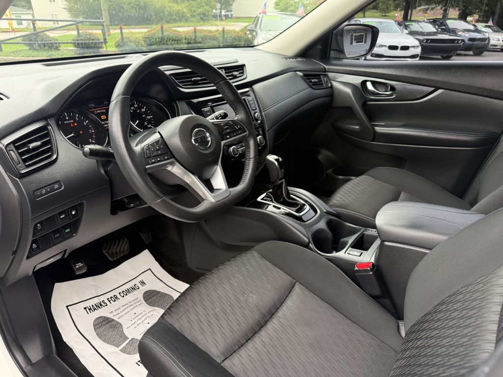 2018 nissan rogue sv