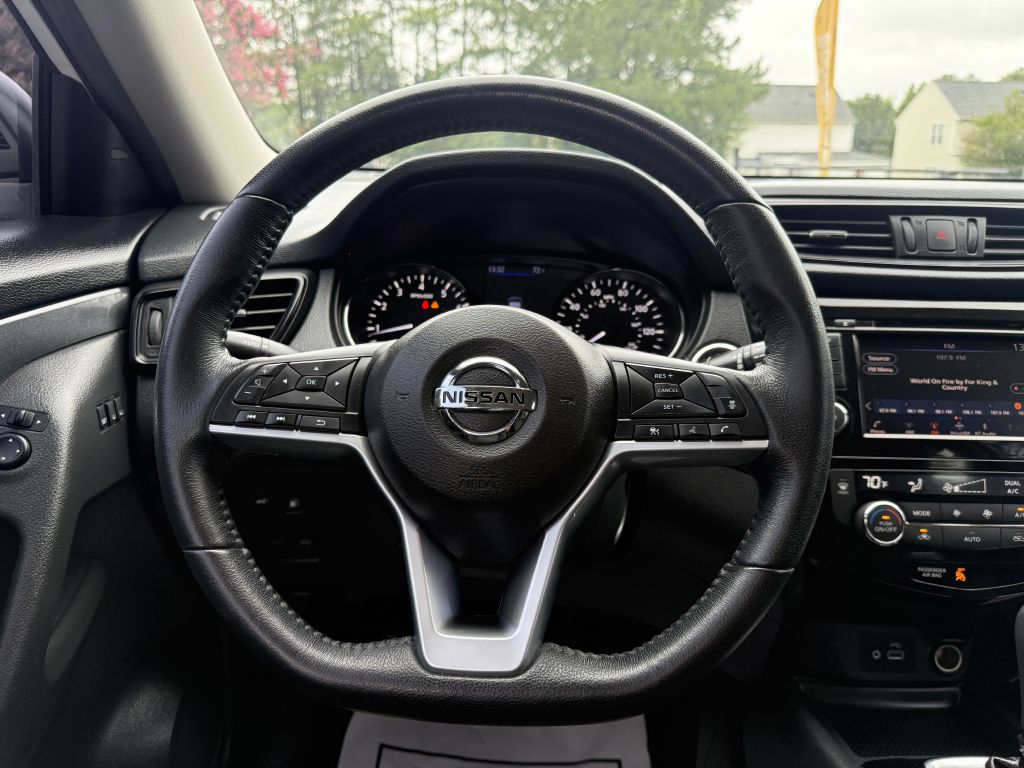 2018 nissan rogue sv