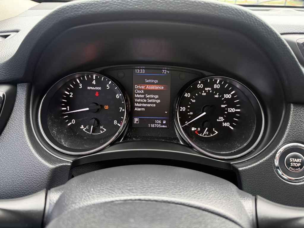2018 nissan rogue sv
