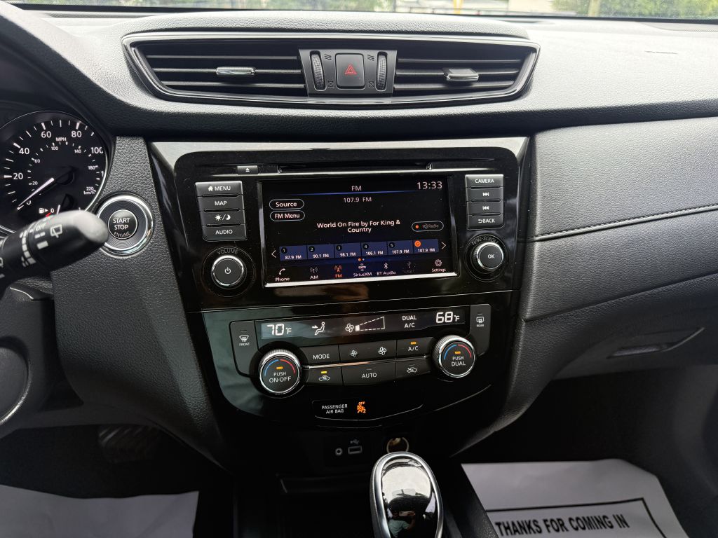 2018 nissan rogue sv