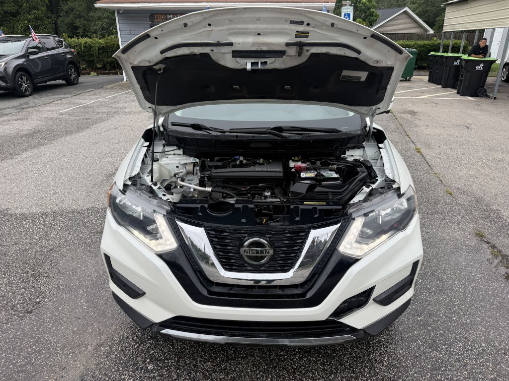 2018 nissan rogue sv