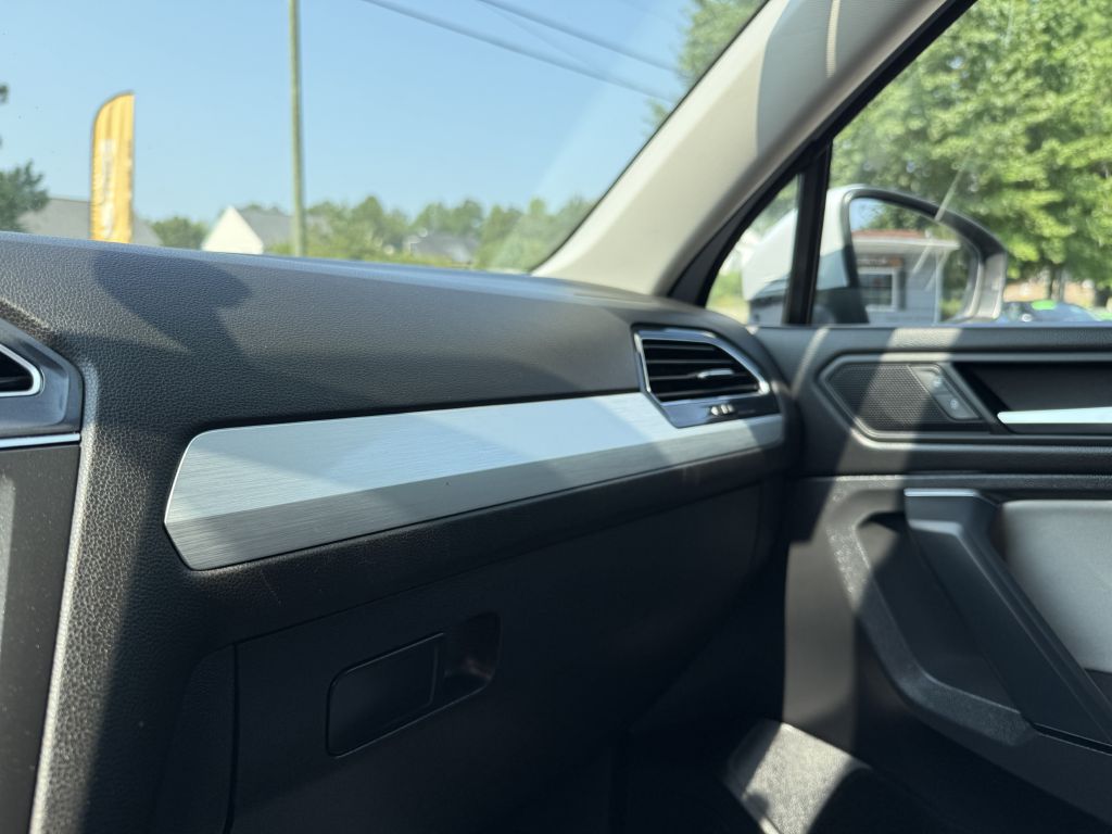 2019 volkswagen tiguan s