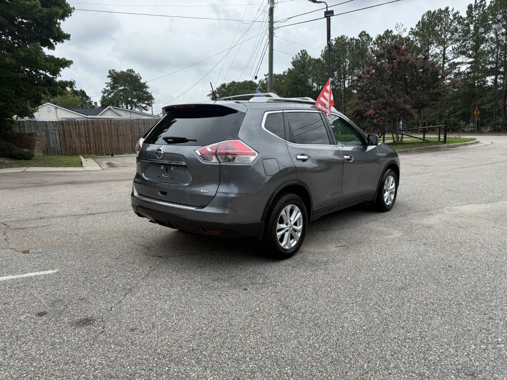 2016 nissan rogue sv