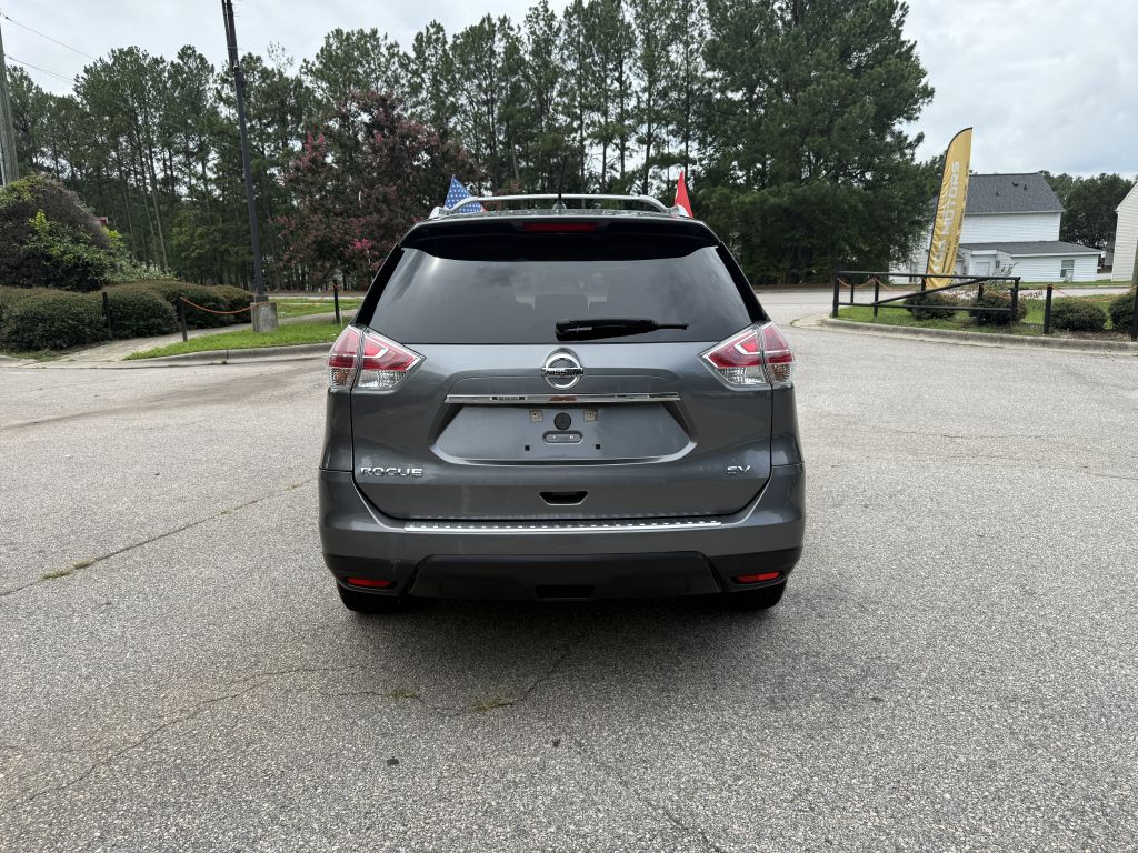 2016 nissan rogue sv