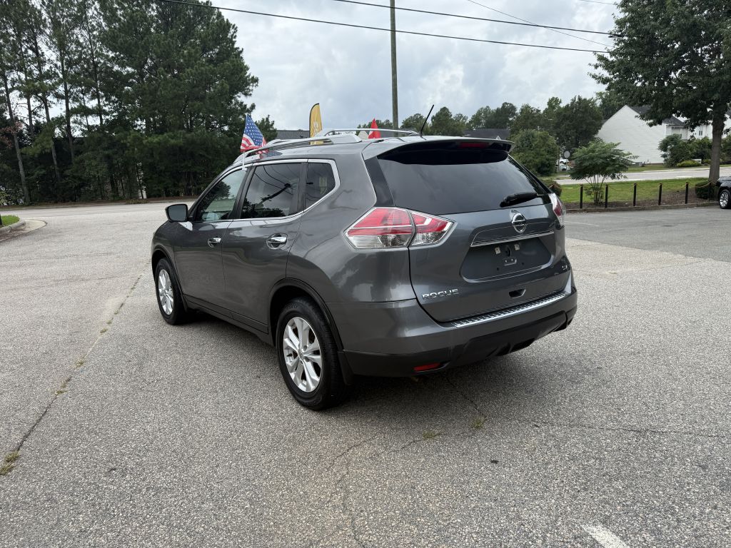 2016 nissan rogue sv