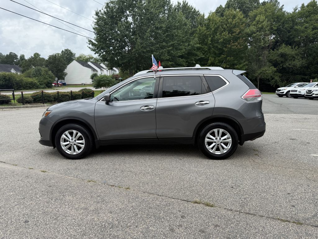 2016 nissan rogue sv