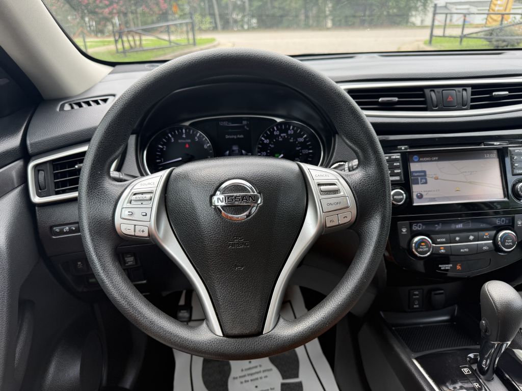 2016 nissan rogue sv