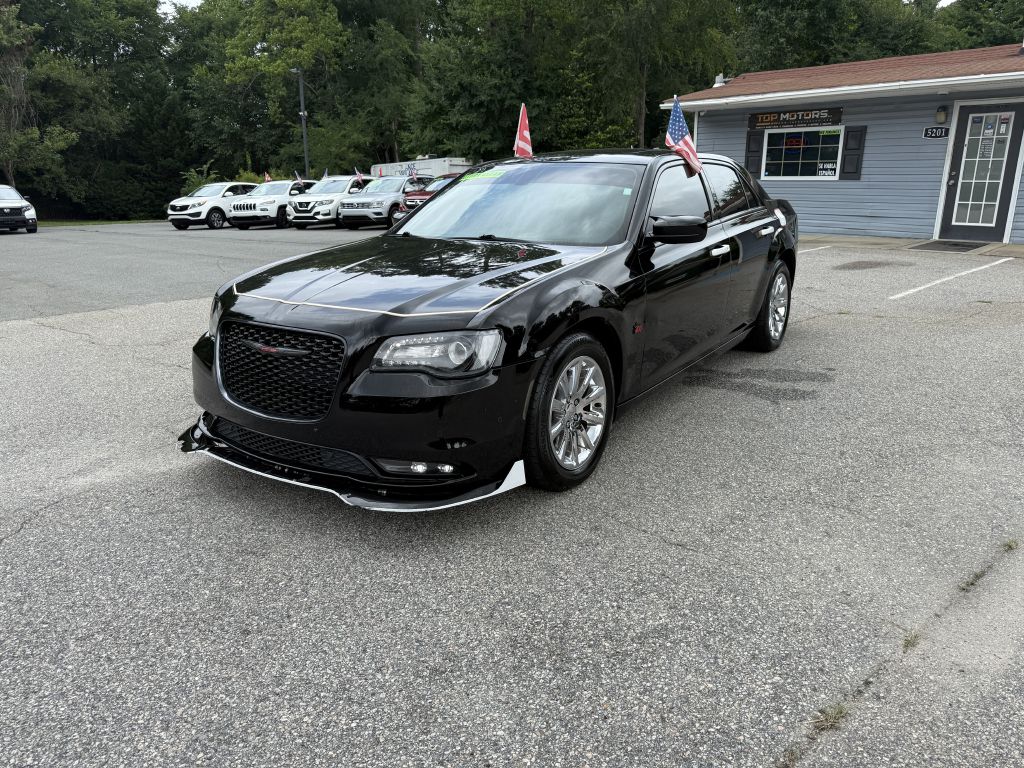 2022 chrysler 300 s v6