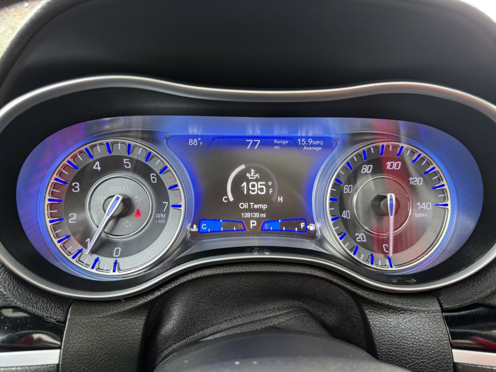 2022 chrysler 300 s v6