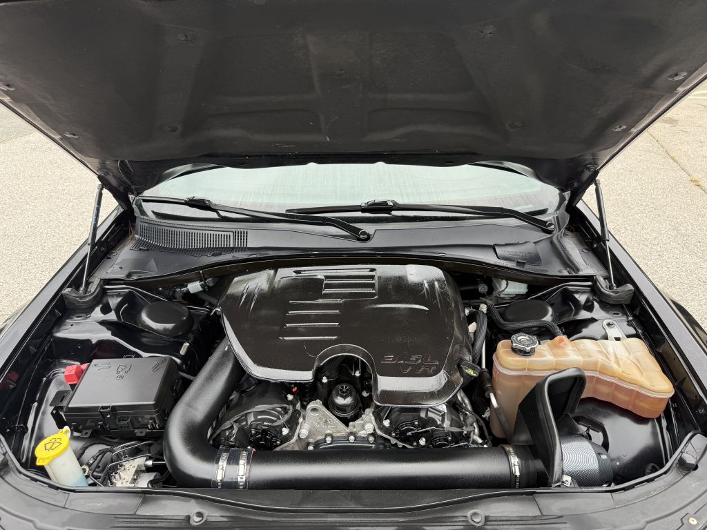 2022 chrysler 300 s v6